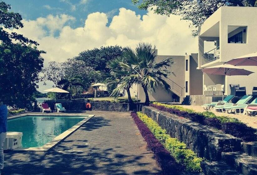 Valmarin Seafront Apartments