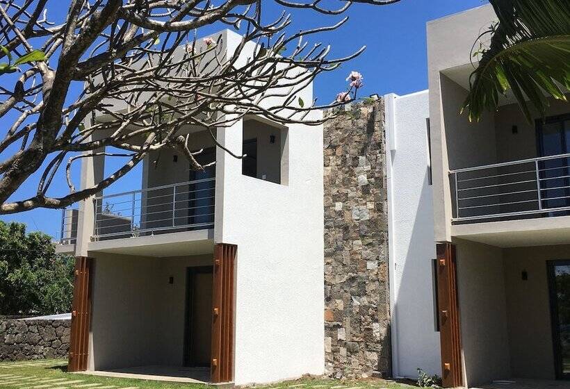 Valmarin Seafront Apartments