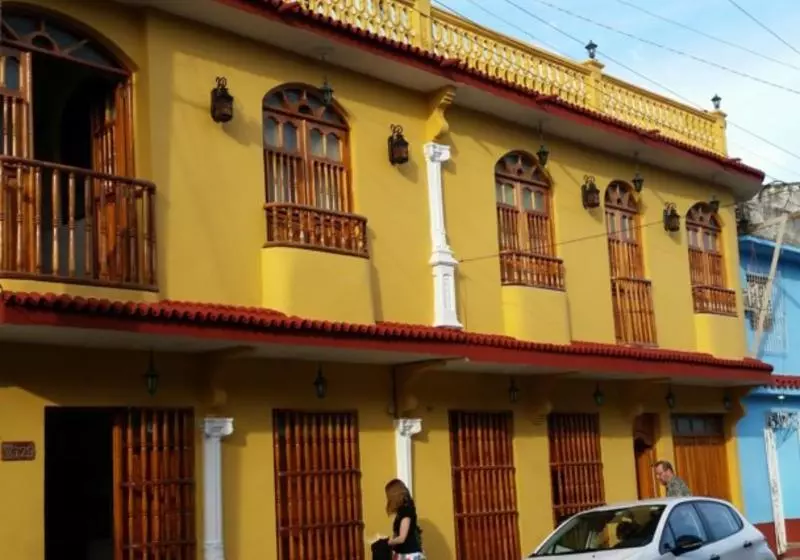 Hostal Ivon Y Tony