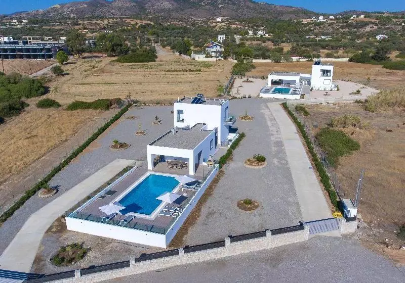 Hotelli Aegean Horizon Beachfront Villas