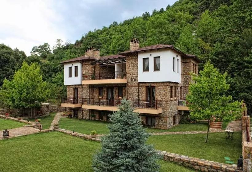 ホテル Archontiko Emmanouilidi Suites