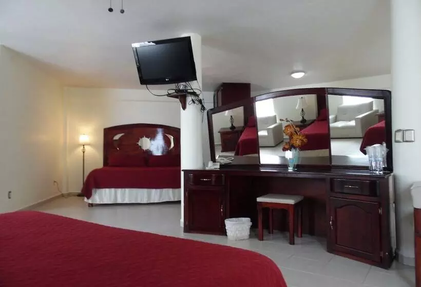 ホテル El Jardin Resort