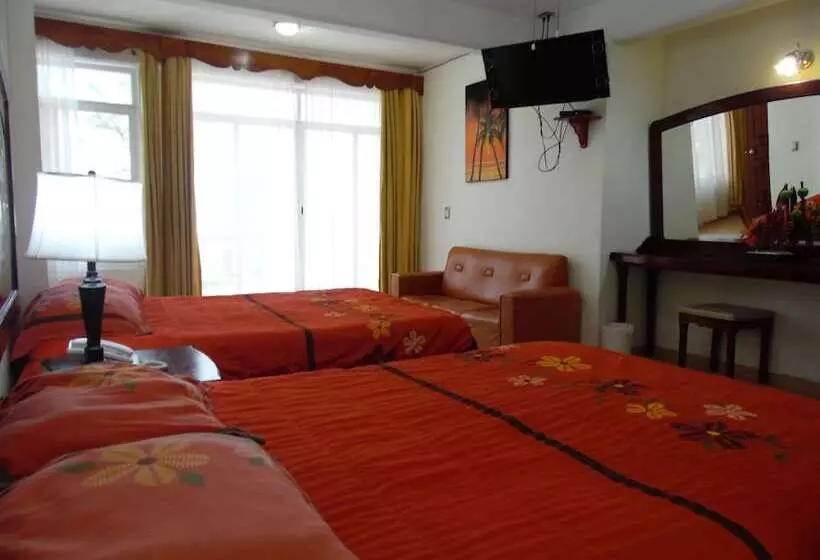 ホテル El Jardin Resort