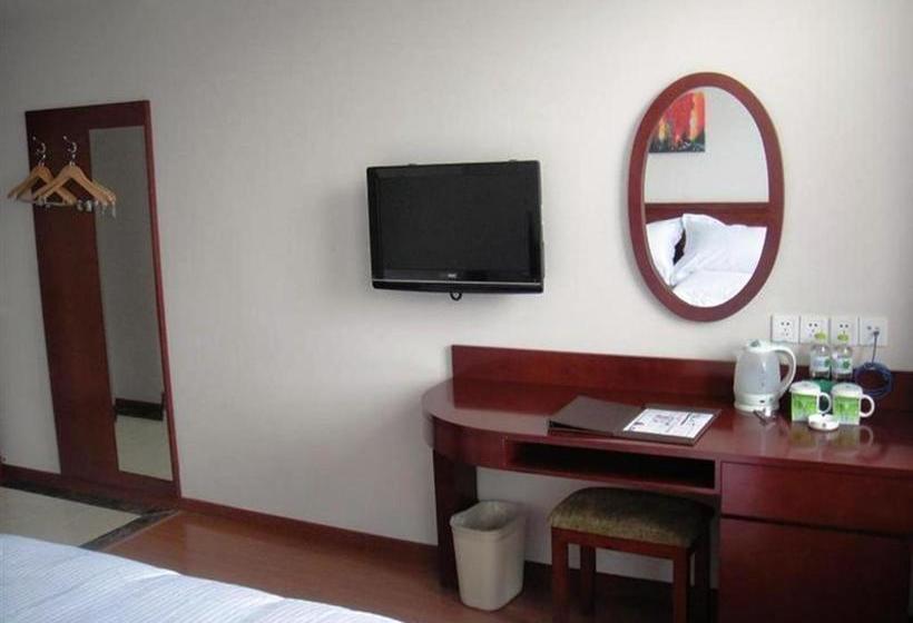 בית מלון כפרי Greentree Inn Shanghai Pudong Airport Chuansha Express