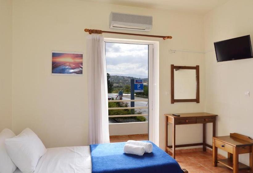 ホテル Katerina Rooms Agii Apostoli