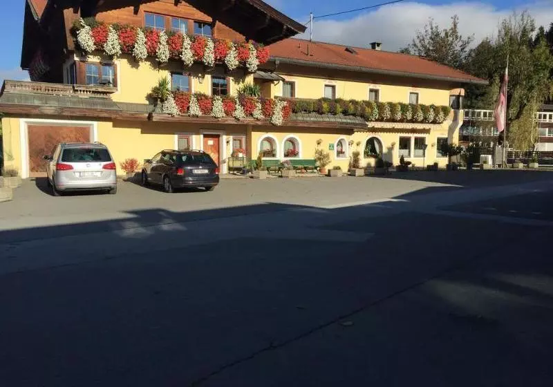 هتل Knappenstuben