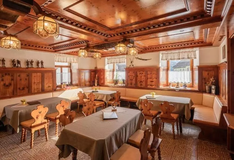 ホテル Mentenwirt Pension&appartements