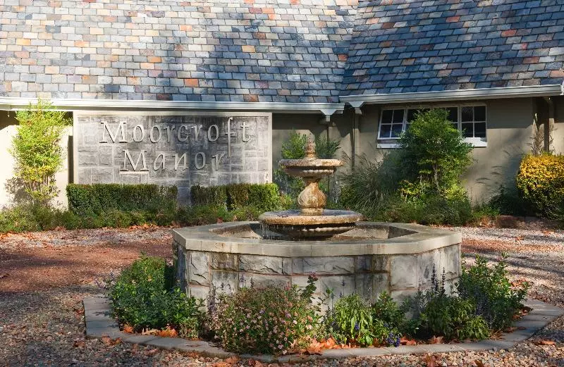 Hotelli Moorcroft Manor Boutique Country