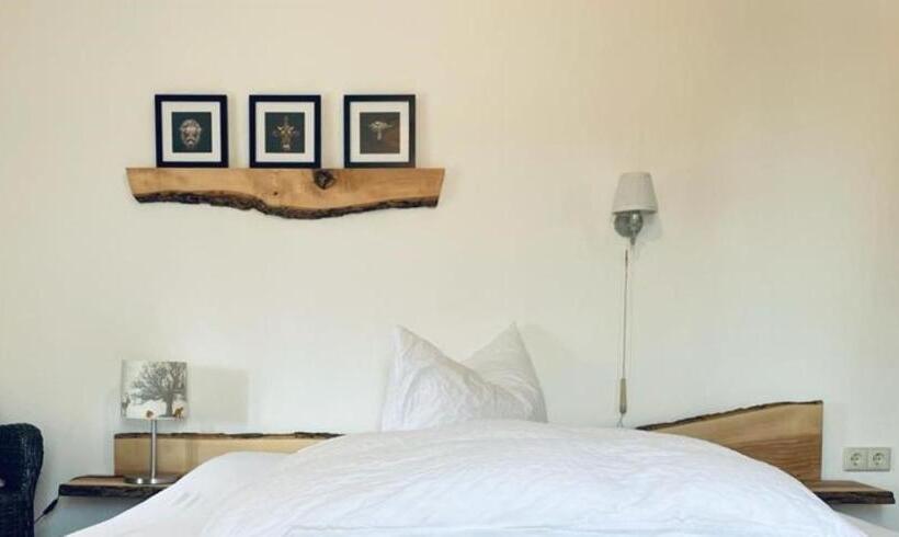 فندق Pension Baarblick