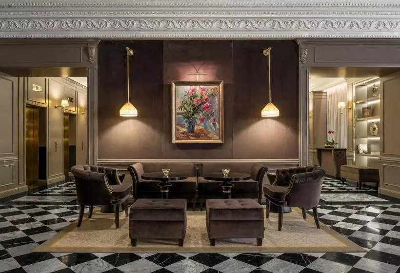 ホテル Sheraton Nizhny Novgorod Kremlin