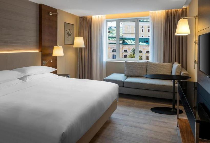 ホテル Sheraton Nizhny Novgorod Kremlin