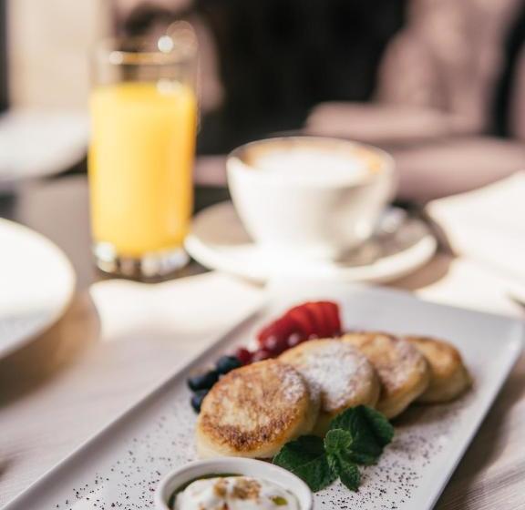 ホテル Sheraton Nizhny Novgorod Kremlin