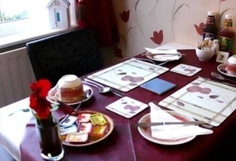 فندق The Lyndsay Guest House