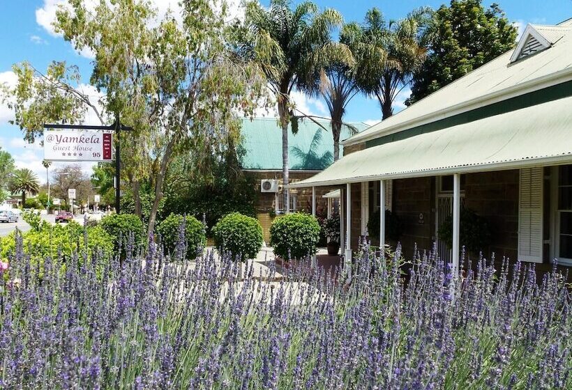 בית מלון כפרי Yamkela Guest House