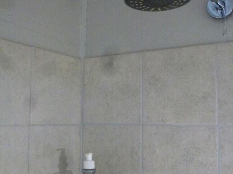 בית מלון כפרי Yamkela Guest House