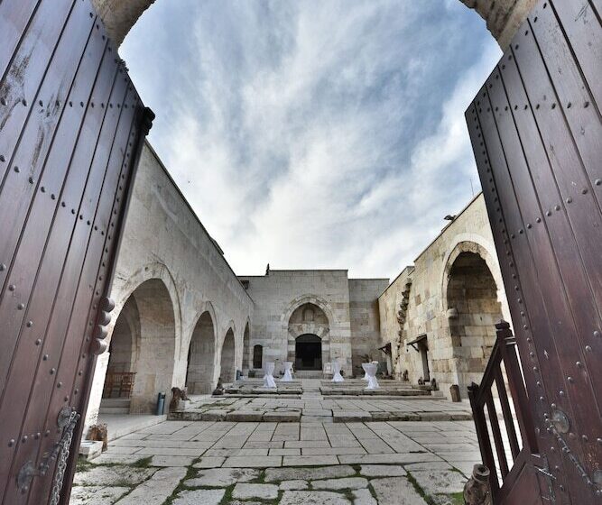 Akhan Kervansaray Hotel   Special Class