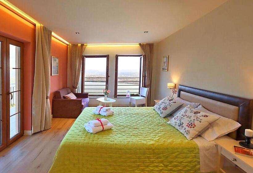 בית מלון כפרי Arktos