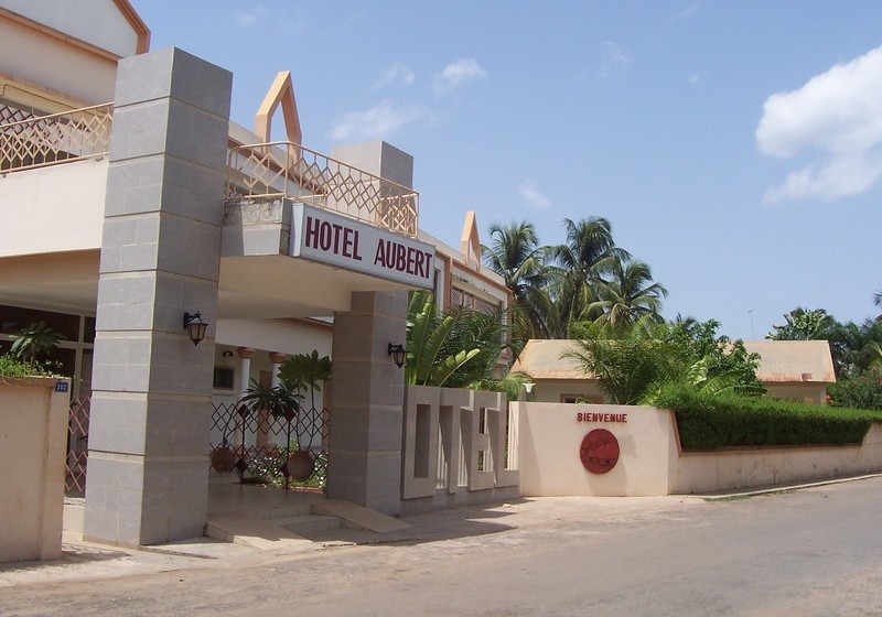 ホテル Aubert