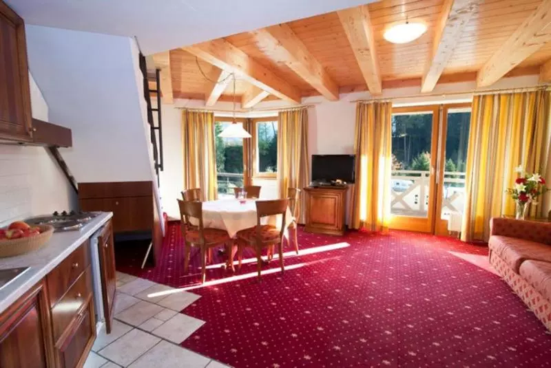 ホテル Camping Residence Chalet Corones