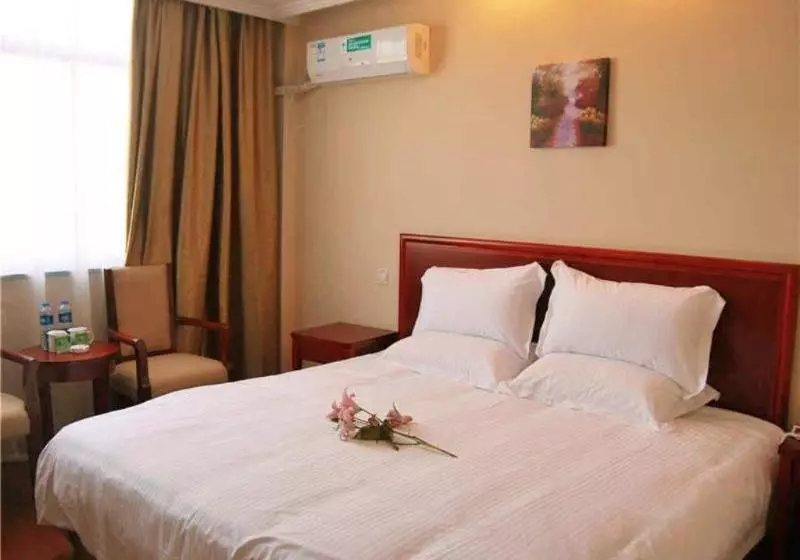 ホテル Greentree Inn Shanghai Pudong Airport Huaxia East Road Express