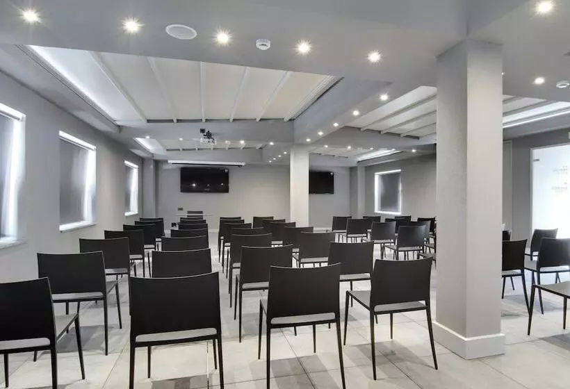 Lake Spirit Boutique Hotel & Spa