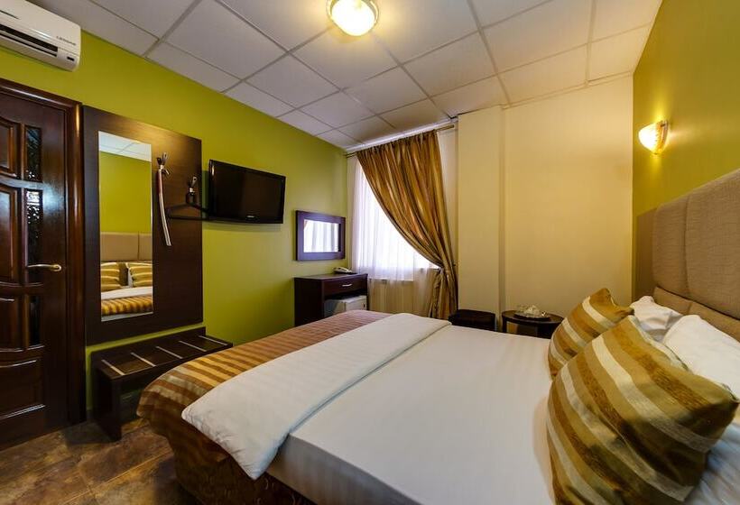 Отель Marton Turgeneva