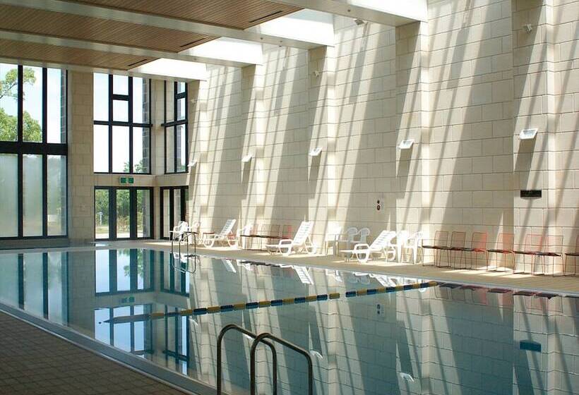 فندق Nanki Shirahama Golf Club, Nanki Shirahama Resort