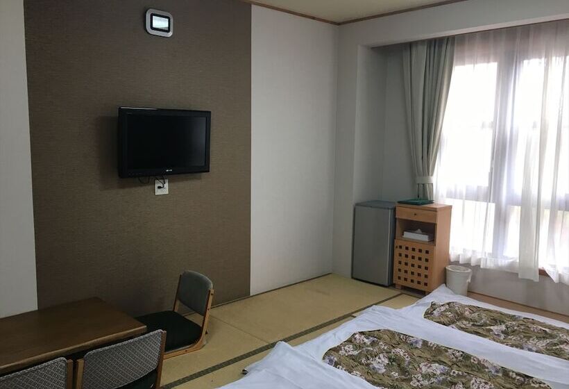 فندق Nanki Shirahama Golf Club, Nanki Shirahama Resort