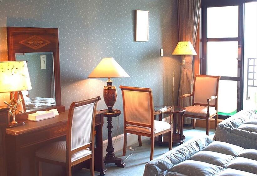 فندق Nanki Shirahama Golf Club, Nanki Shirahama Resort