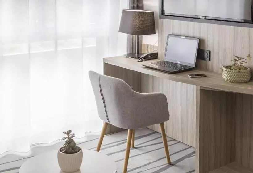 Nemea Appart Hotel Stadium Bordeaux Aéroport