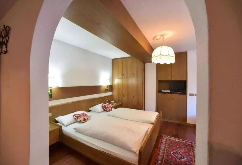 هتل Residence Salvan
