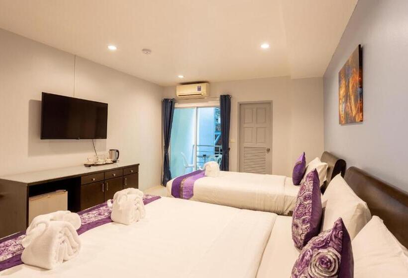 Hotel The Great @patong