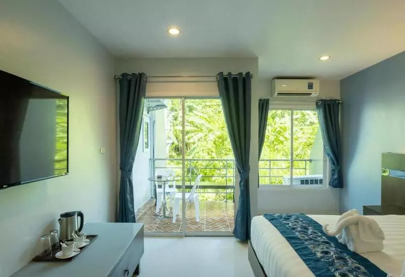 Hotelli The Great @patong