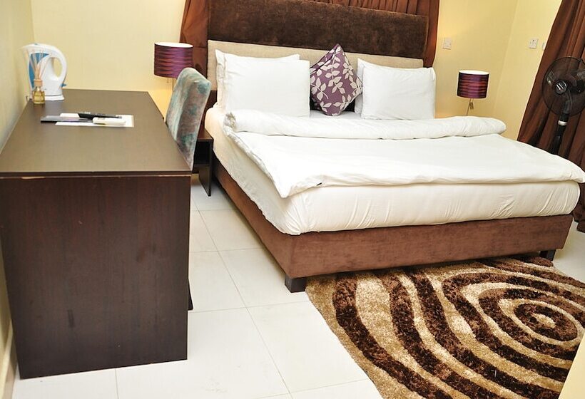 هتل Topaz Luxury Suites & Apartments
