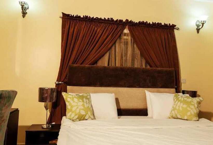 هتل Topaz Luxury Suites & Apartments