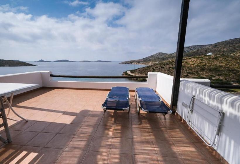 ホテル Nefeli  Lipsi