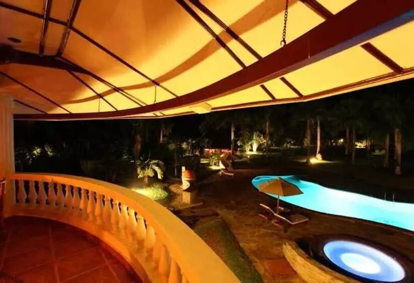 Sunset Villa Resort