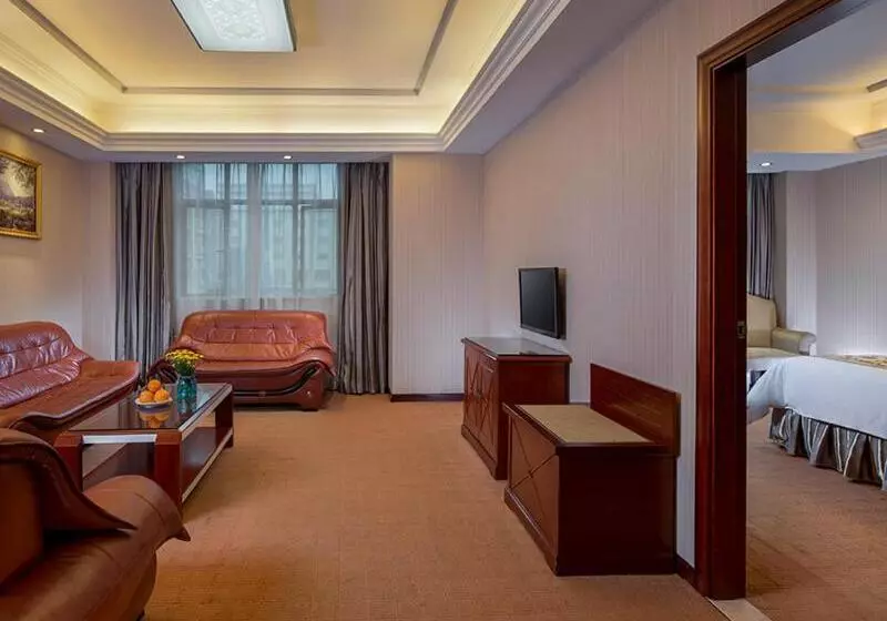 Vienna Hotel Guangzhou Airport 2