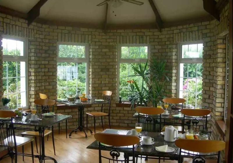 Bed & Breakfast Ashfield House