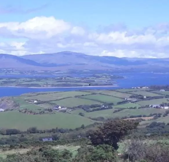 ベッドアンドブレックファースト Dromcloc House