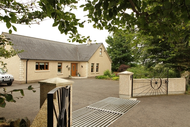 민박 Kilmail Country Chalet