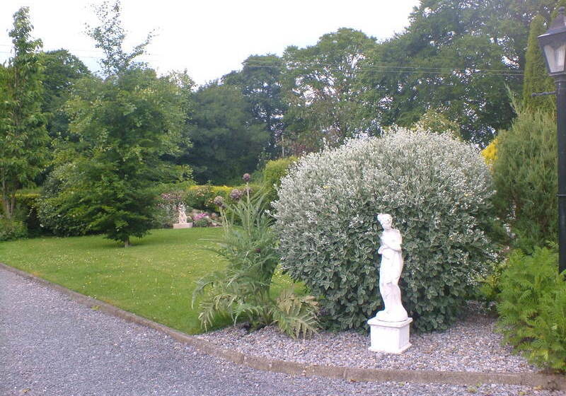 Castleview Farm Bed & Breakfast