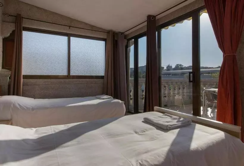 ホテル Albergue Villa San Clemente