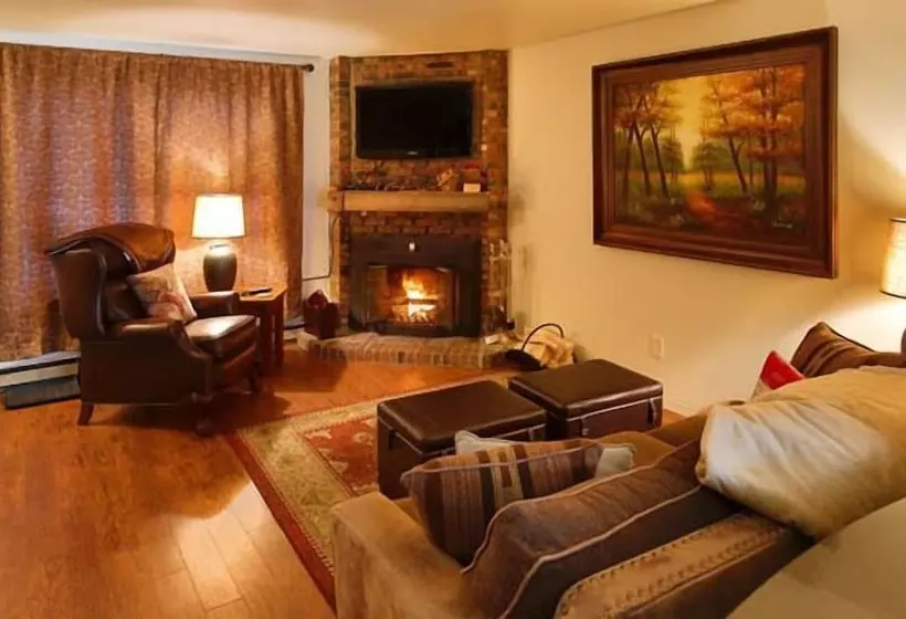 ホテル Chateau Rouge