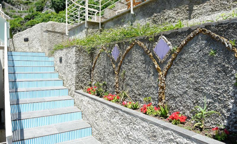 هتل La Dolce Vita Residence