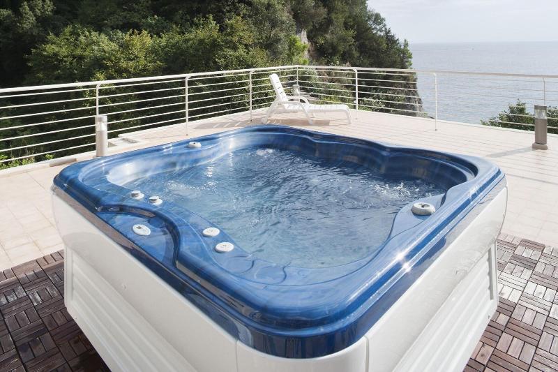 هتل La Dolce Vita Residence