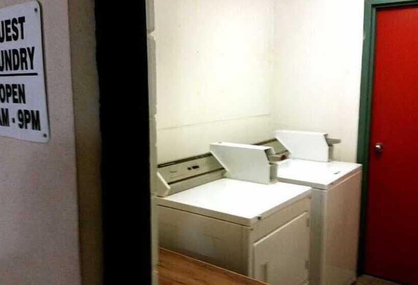 ホテル Relax Inn & Suites