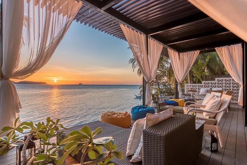 호텔 Vivere Azure Resort