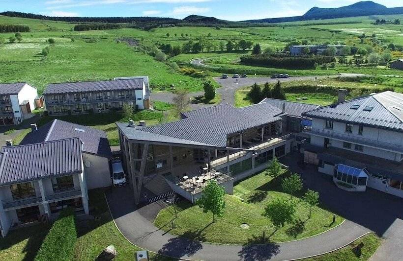 בית מלון כפרי Vvf Hauteloire Les Estables