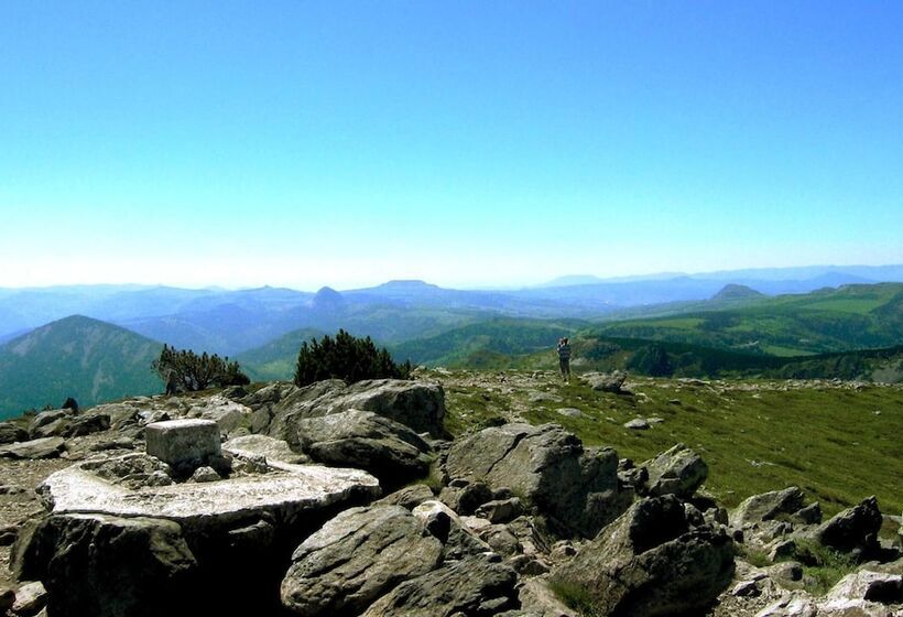 בית מלון כפרי Vvf Hauteloire Les Estables